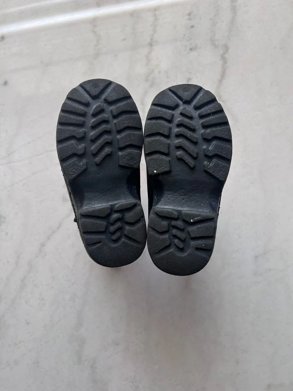 Stonz Trek Winter Boots with Liners Size 8